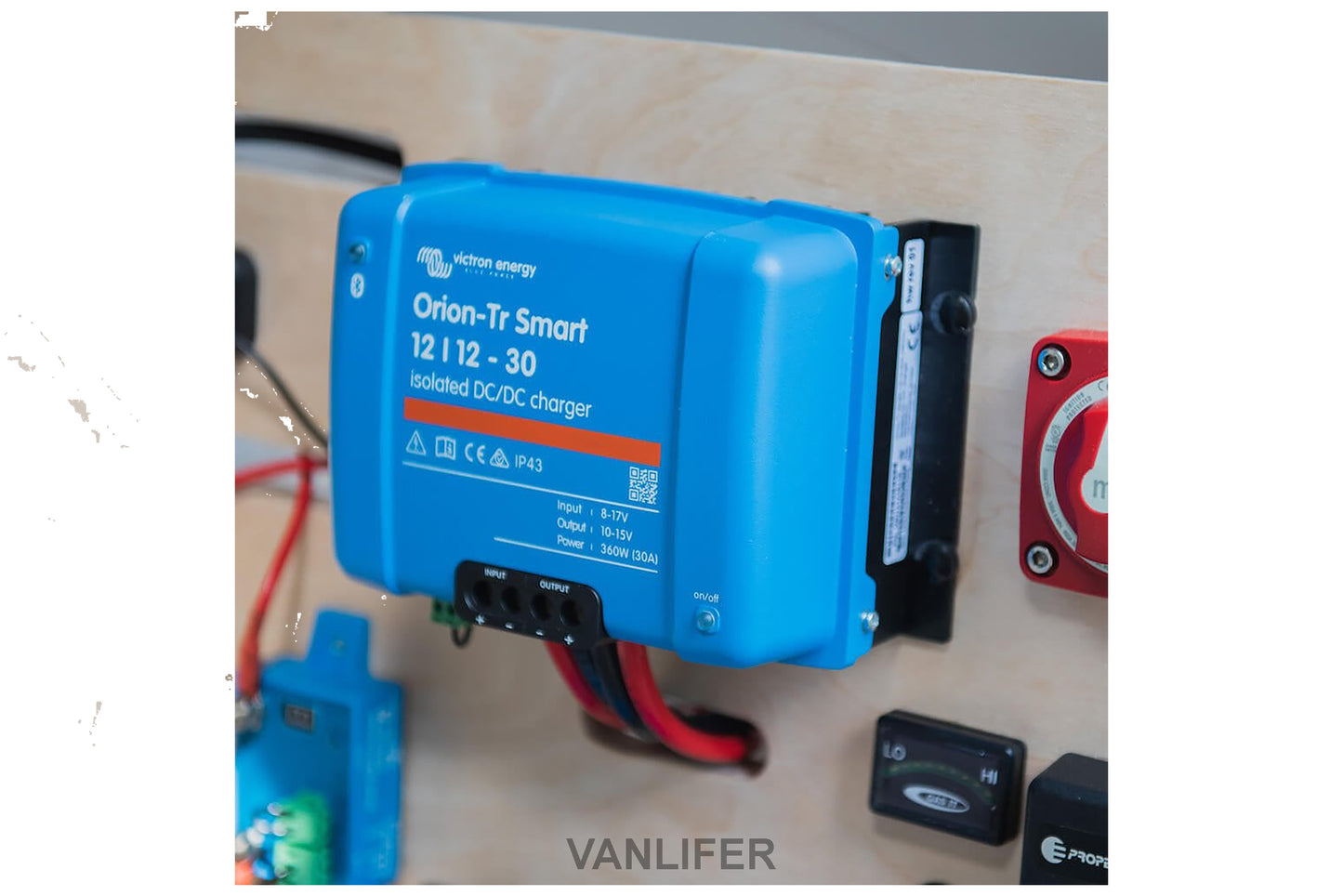 Victron Orion-Tr Smart 12/12-30A (360W) Non-Isolated DC-DC charger