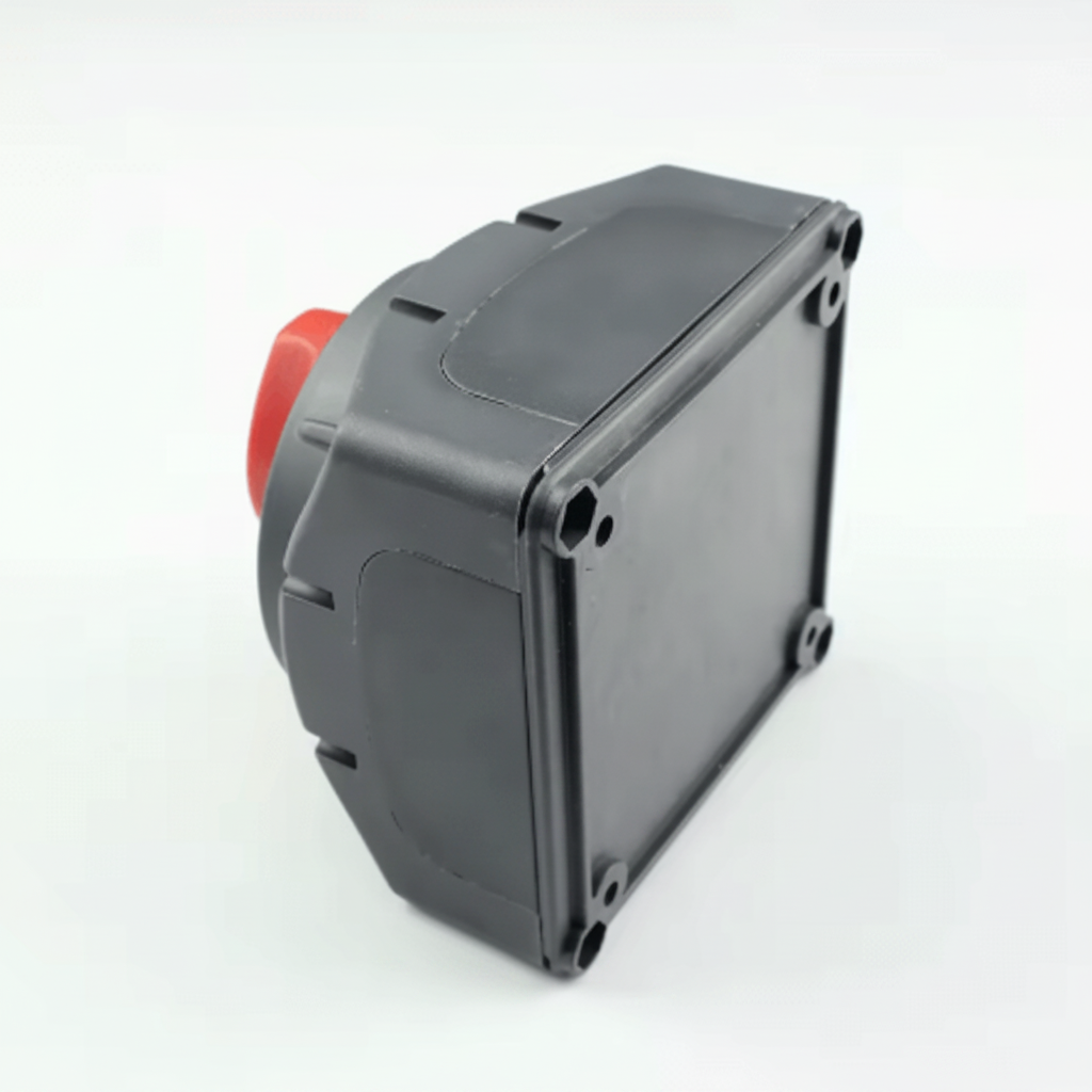 Side profile of heavy duty 600A battery disconnect switch for campervan and marine electrical installations

