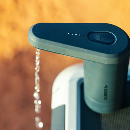 Dometic Recon 360 in use outside.